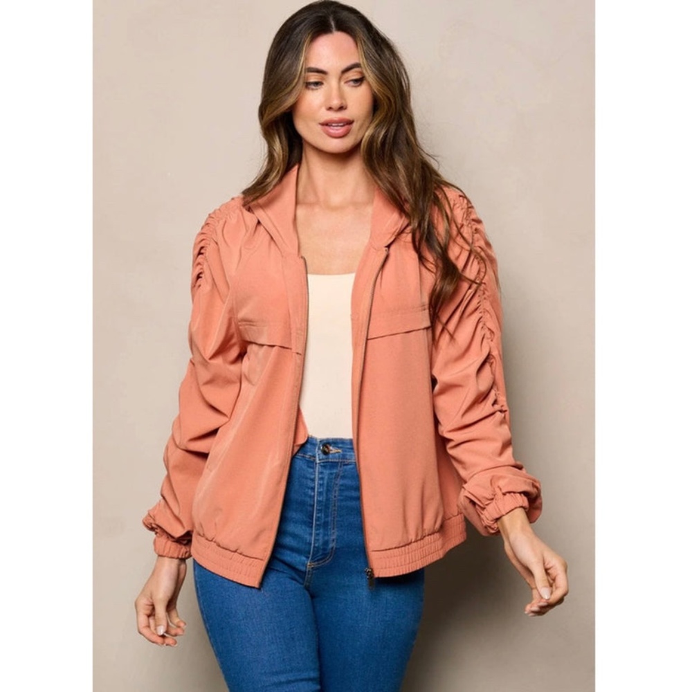 RUN FREE Ruched hooded jacket - Picture 3 of 3